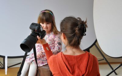 2025 Shine a Light Portrait Sign-Ups